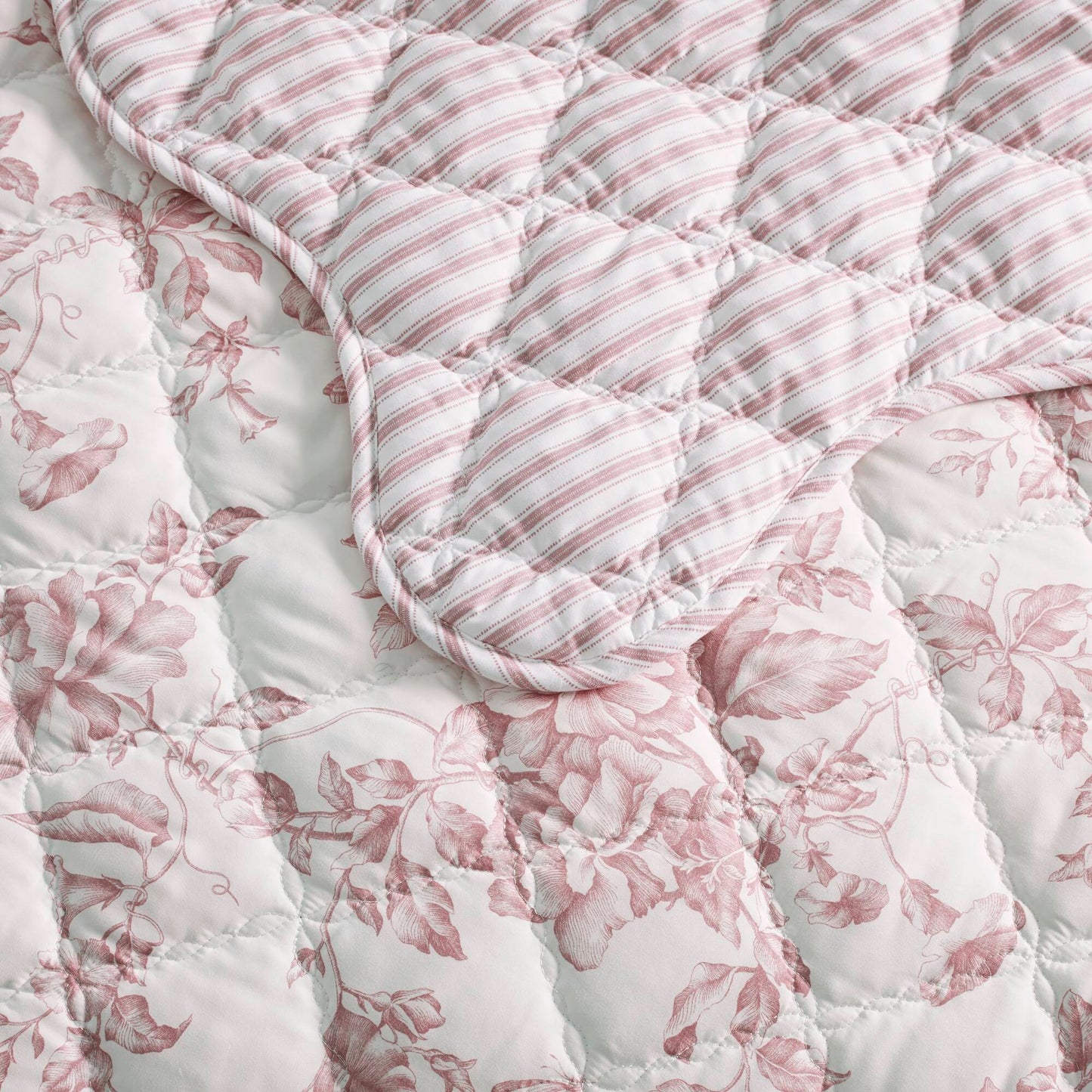 Adele 3 Pieces  Quilt Set with Decorative Pillow