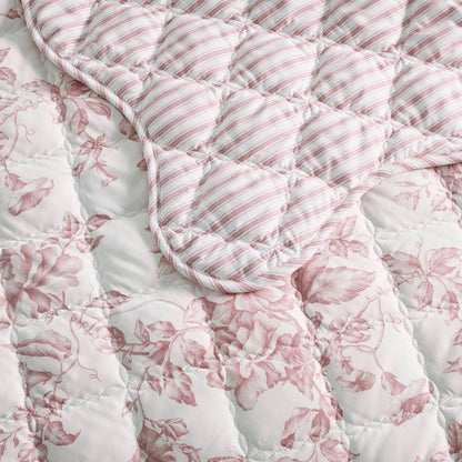 Adele 3 Pieces  Quilt Set with Decorative Pillow