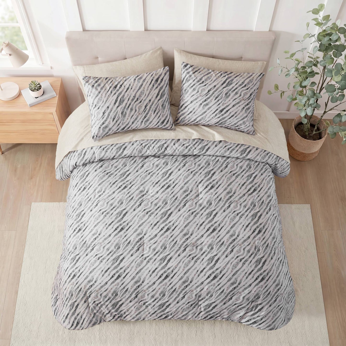 Nixon 5 Pieces Comforter Set with Sheet Set