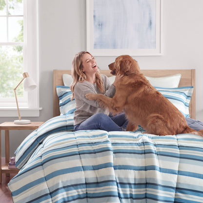 Parkston 3M Scotchgard Down Alternative All Season Comforter Set