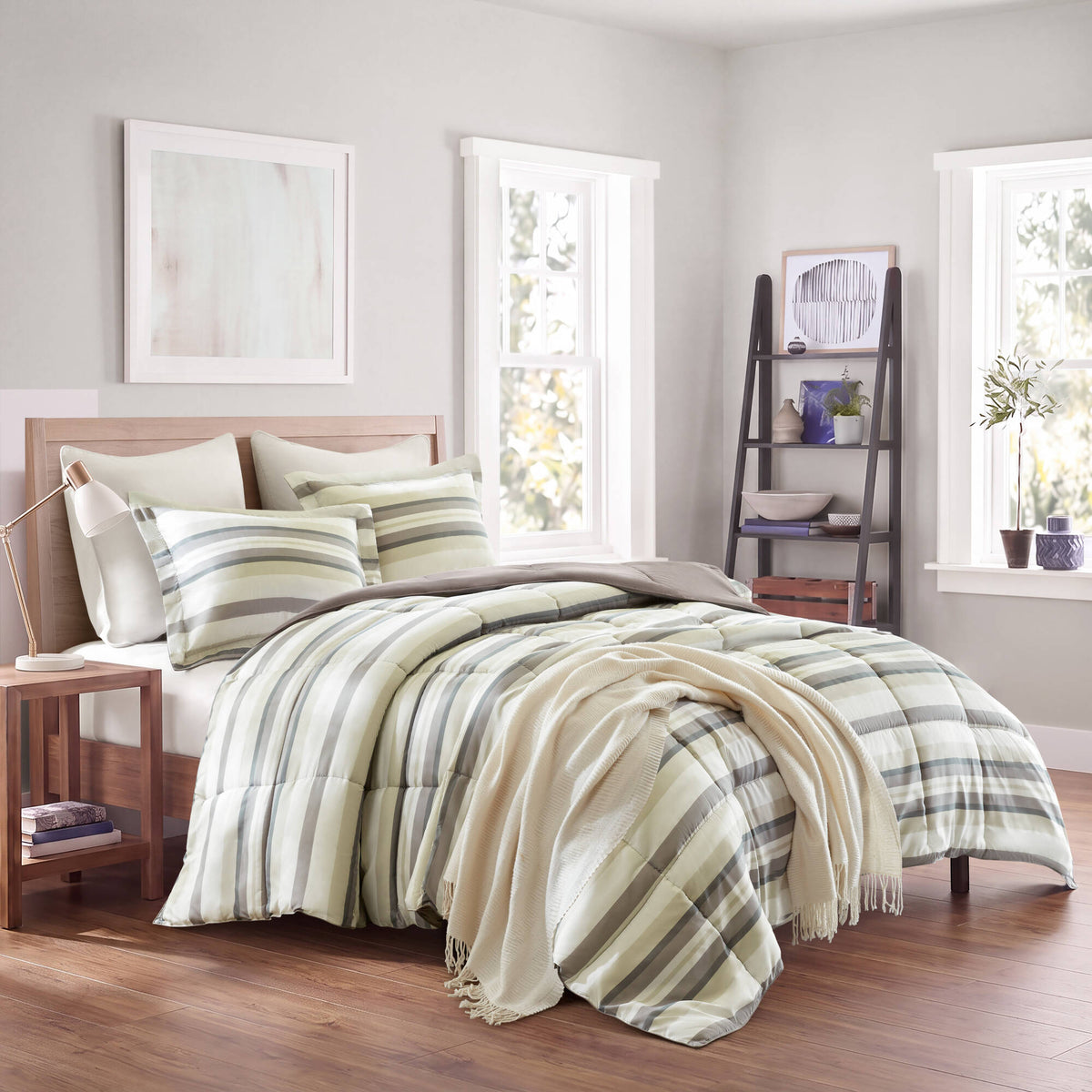 Parkston 3M Scotchgard Down Alternative All Season Comforter Set