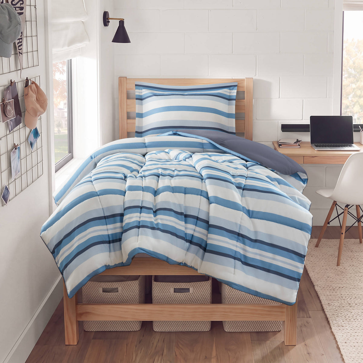 Parkston 3M Scotchgard Down Alternative All Season Comforter Set