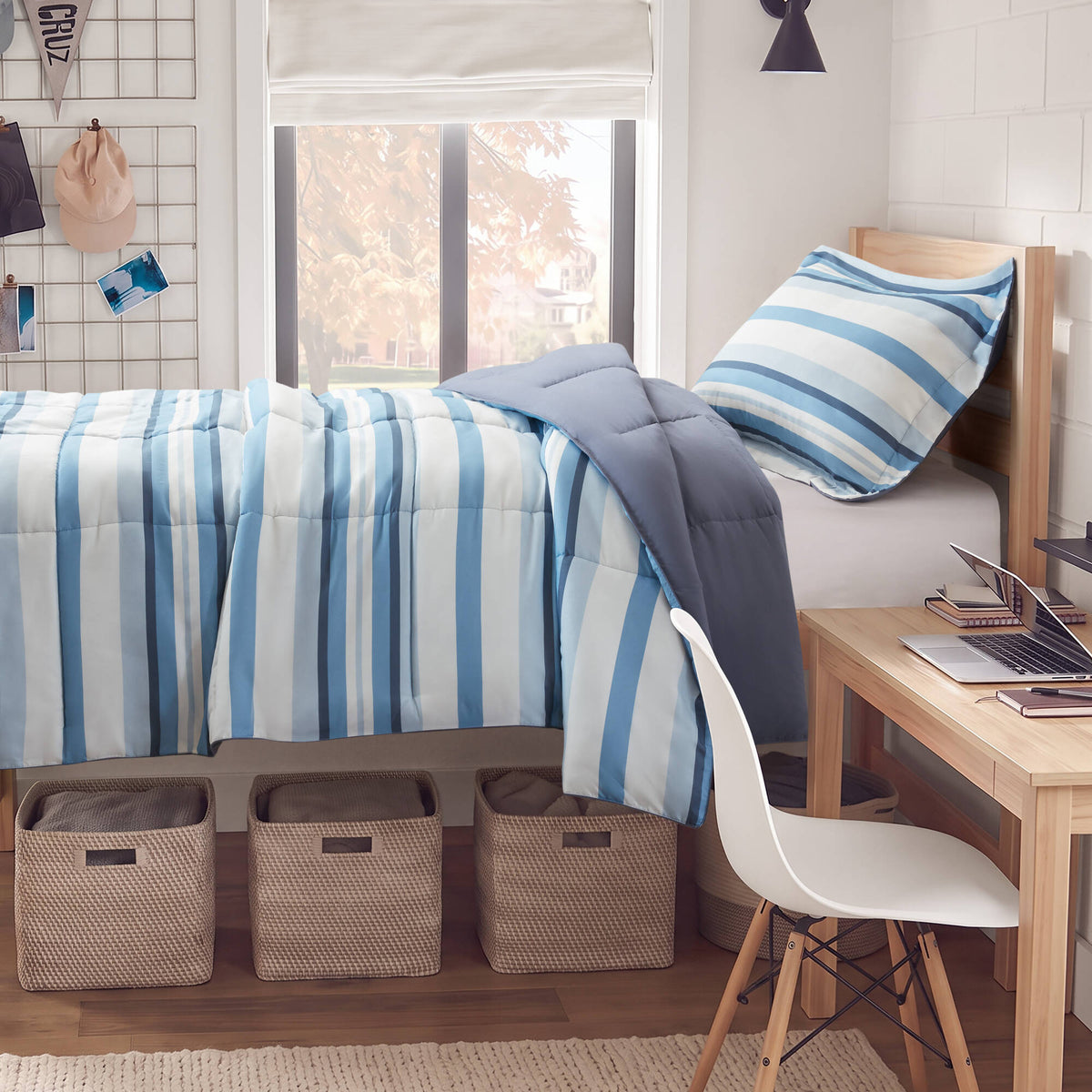 Parkston 3M Scotchgard Down Alternative All Season Comforter Set