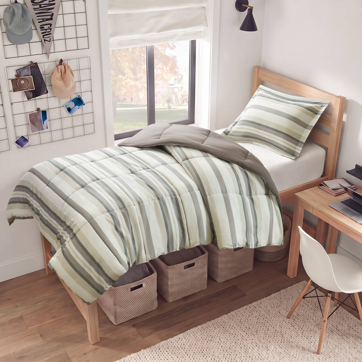 Parkston 3M Scotchgard Down Alternative All Season Comforter Set