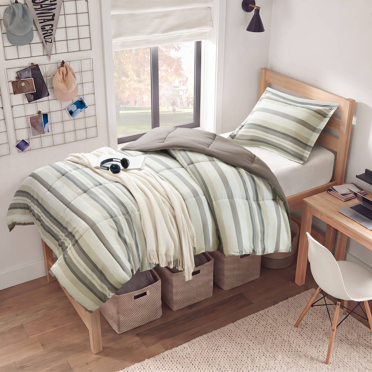 Parkston 3M Scotchgard Down Alternative All Season Comforter Set