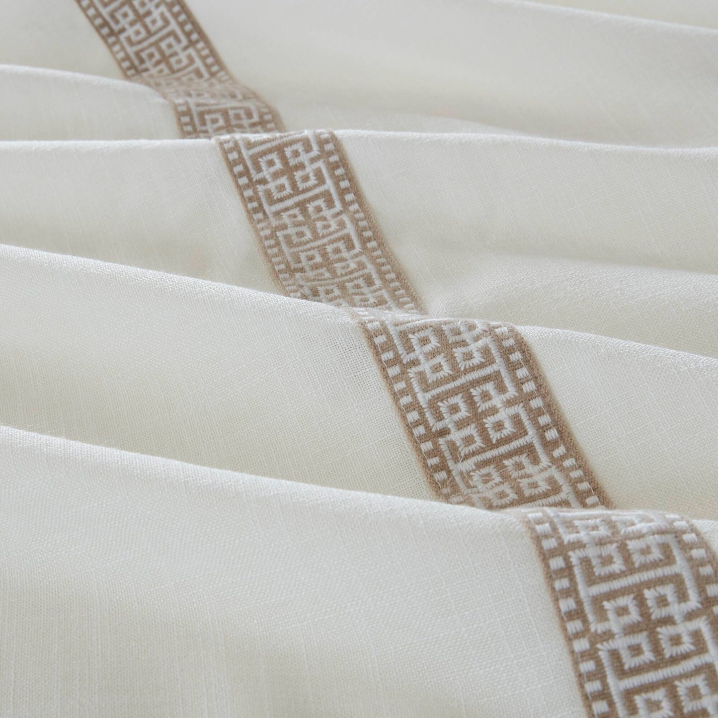 Jarvis Comforter 8pcs Set