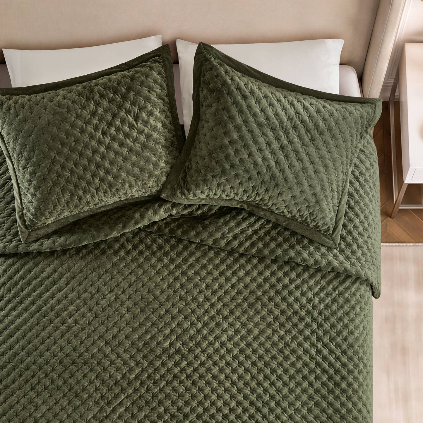 Charleston Velvet Coverlet Mini Set