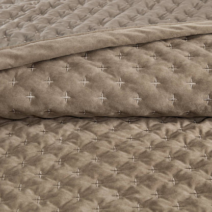 Charleston Velvet Coverlet Mini Set