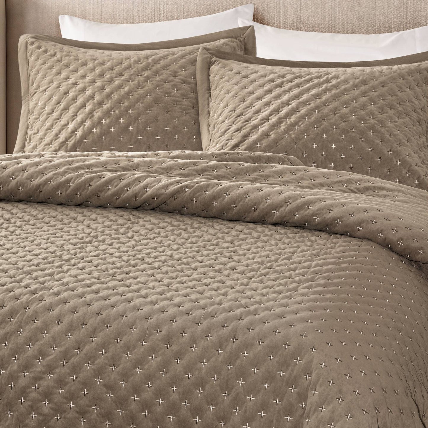 Charleston Velvet Coverlet Mini Set