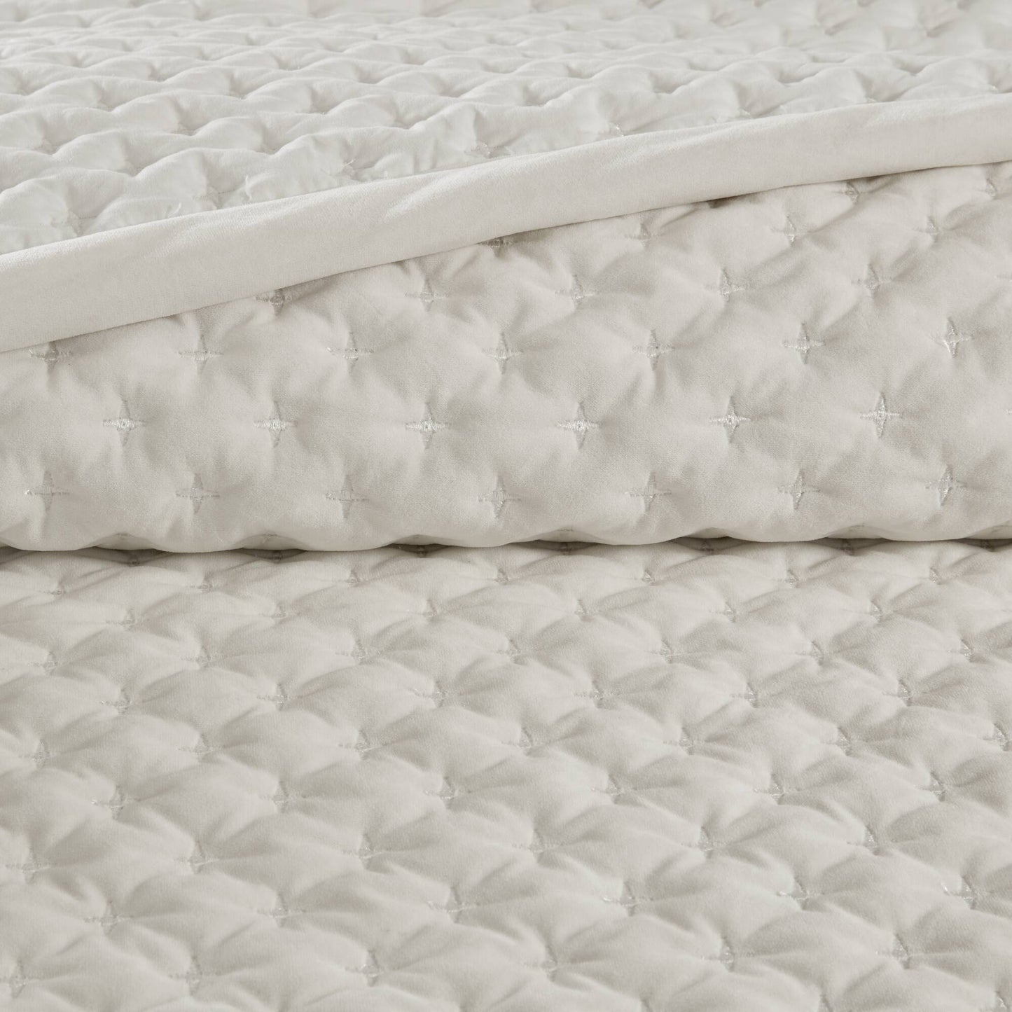 Charleston Velvet Coverlet Mini Set
