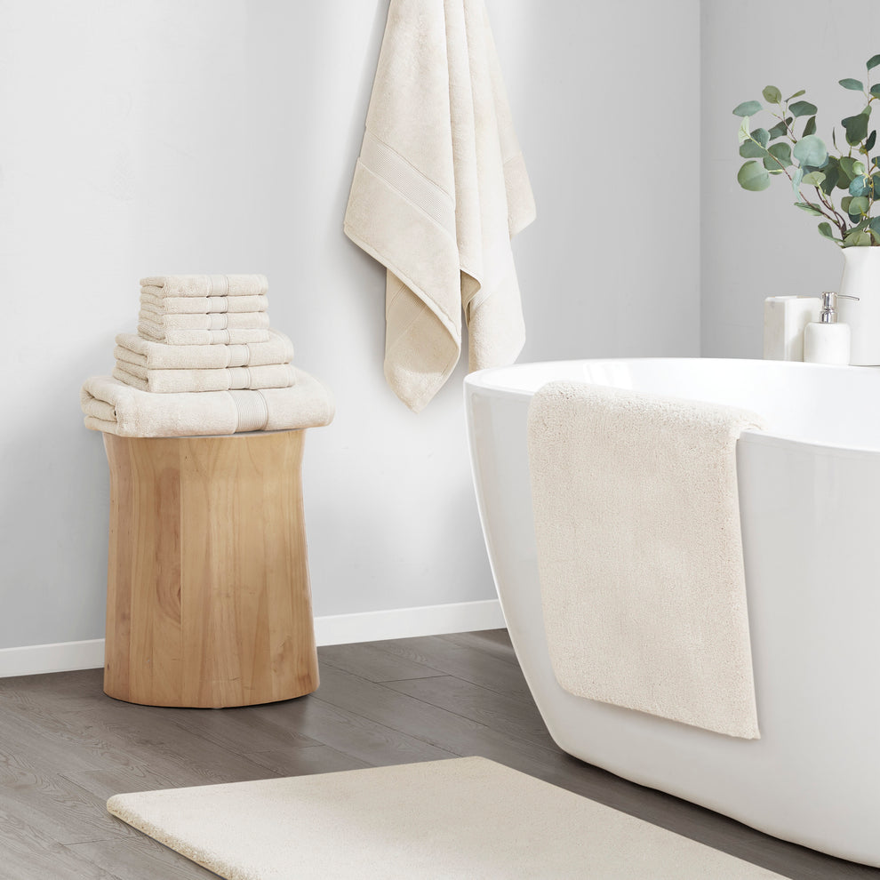 Marshmallow Bath Rug - Madison Park Signature Bath & Kitchen Softgoods