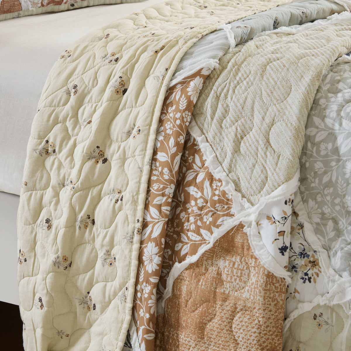 Ashford 3-Piece Ruffled Cotton Coverlet Mini Set
