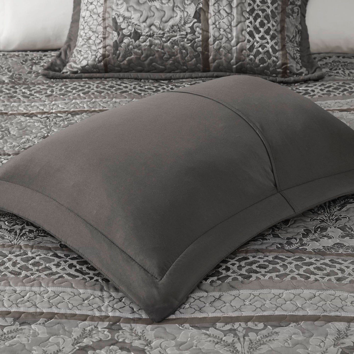 Bellagio 5 Piece Reversible Jacquard Bedspread Set
