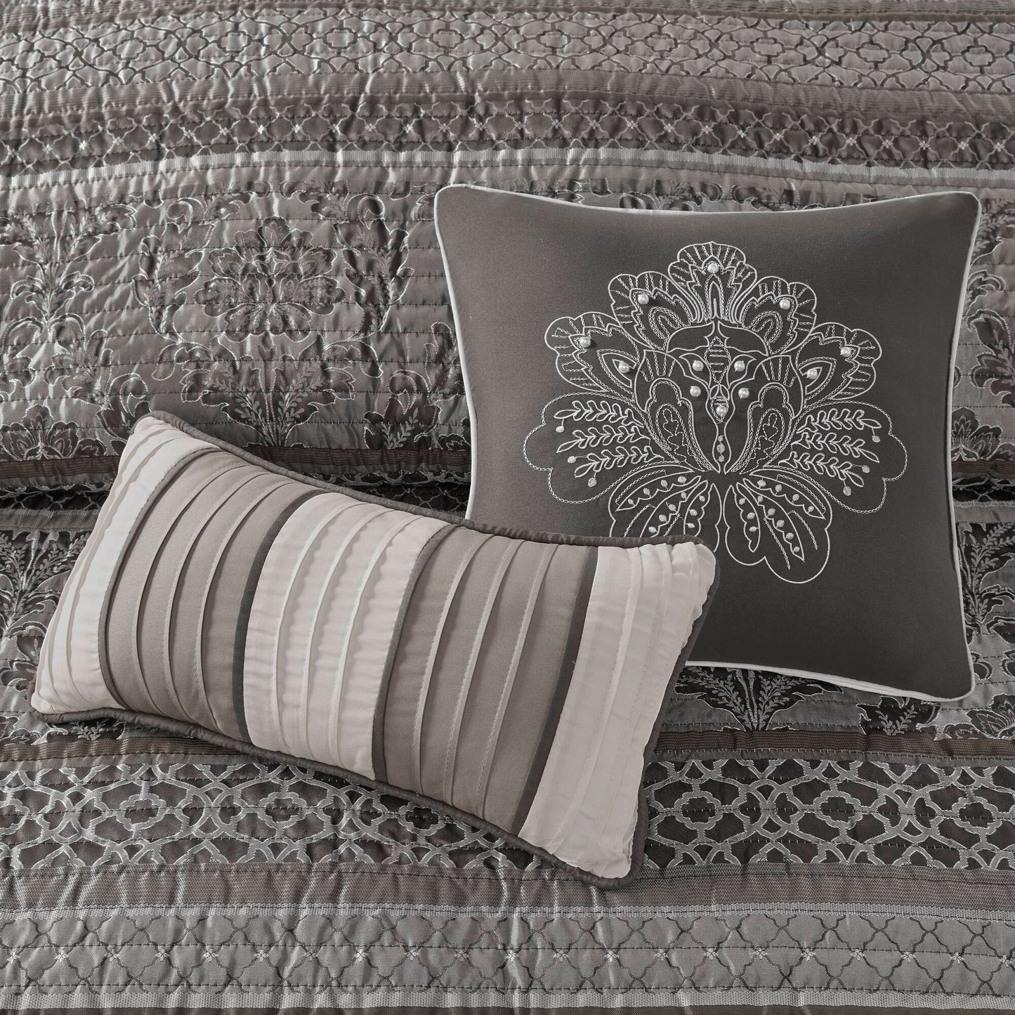 Bellagio 6-Piece Jacquard Quilt Set with Throw Pillows
