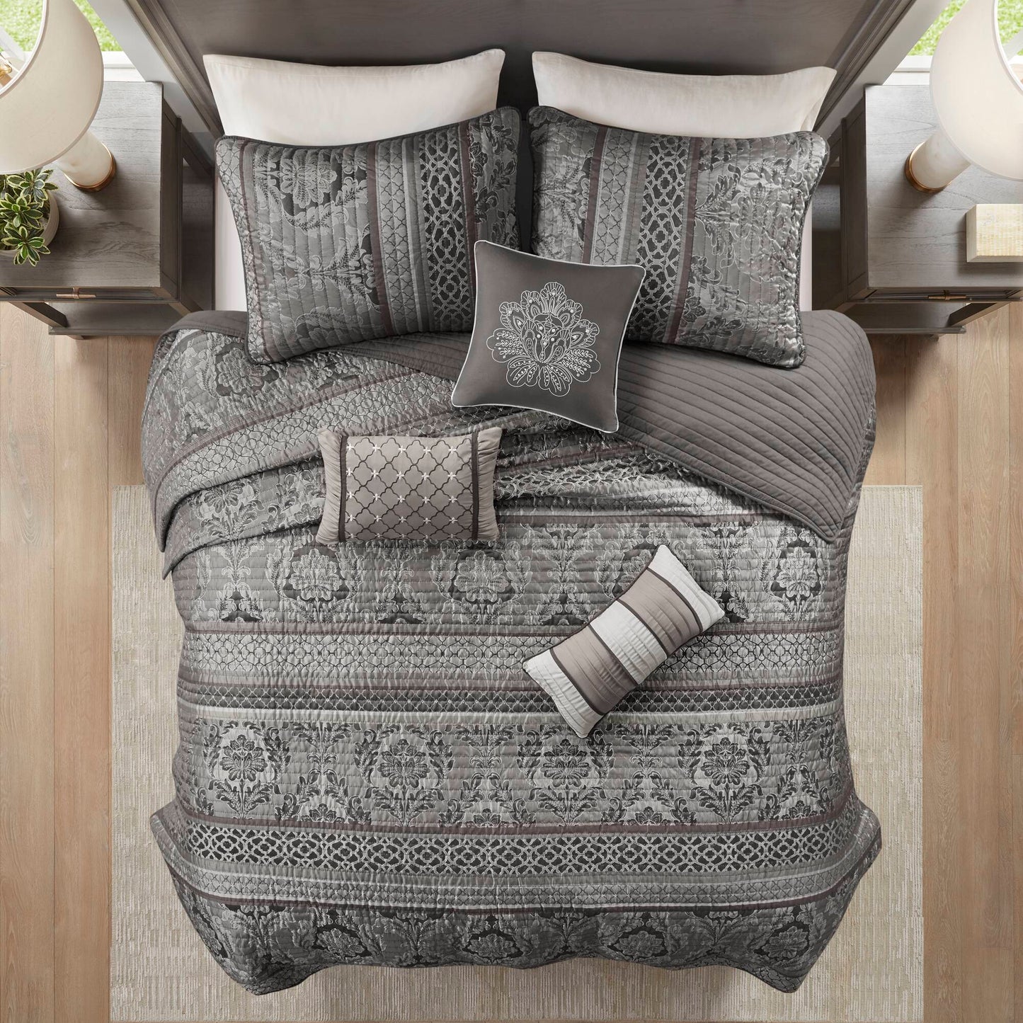 Bellagio 6-Piece Jacquard Quilt Set with Throw Pillows