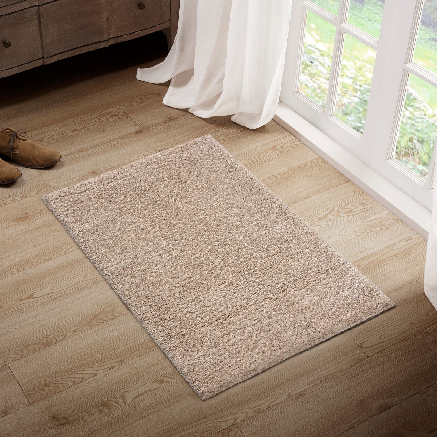 Camdyn Super Soft Polyester Shag Area Rug