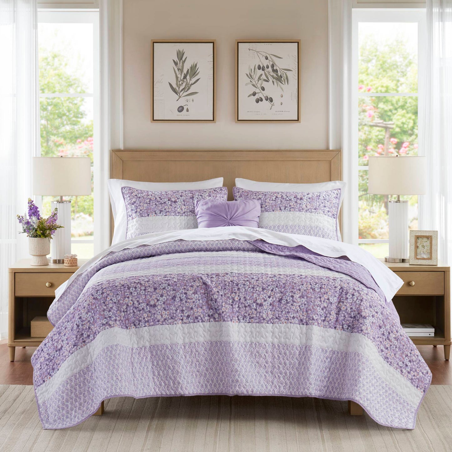 Caralie 4 Piece Seersucker Quilt Set with Throw