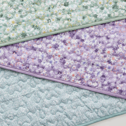 Caralie 4 Piece Seersucker Quilt Set with Throw