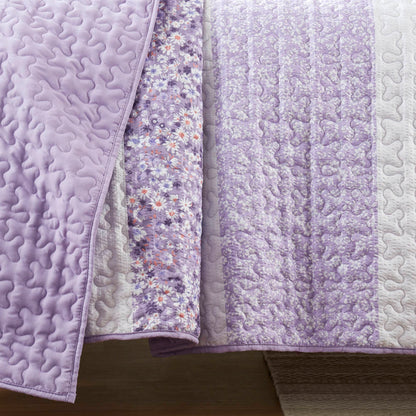 Caralie 4 Piece Seersucker Quilt Set with Throw