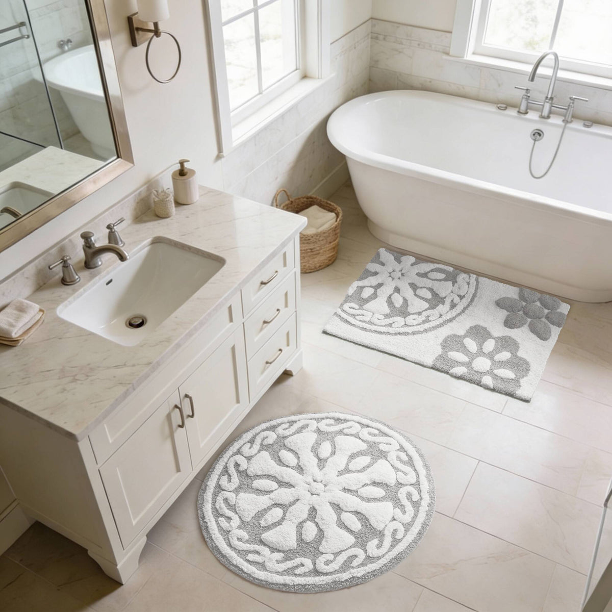 Casablanca Medallion Cotton Tufted Bath Rug