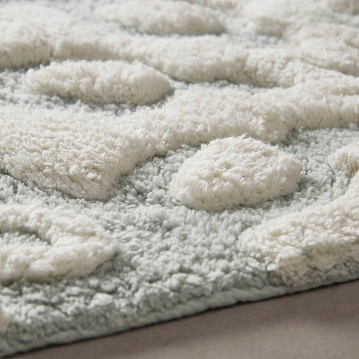 Casablanca Medallion Cotton Tufted Bath Rug