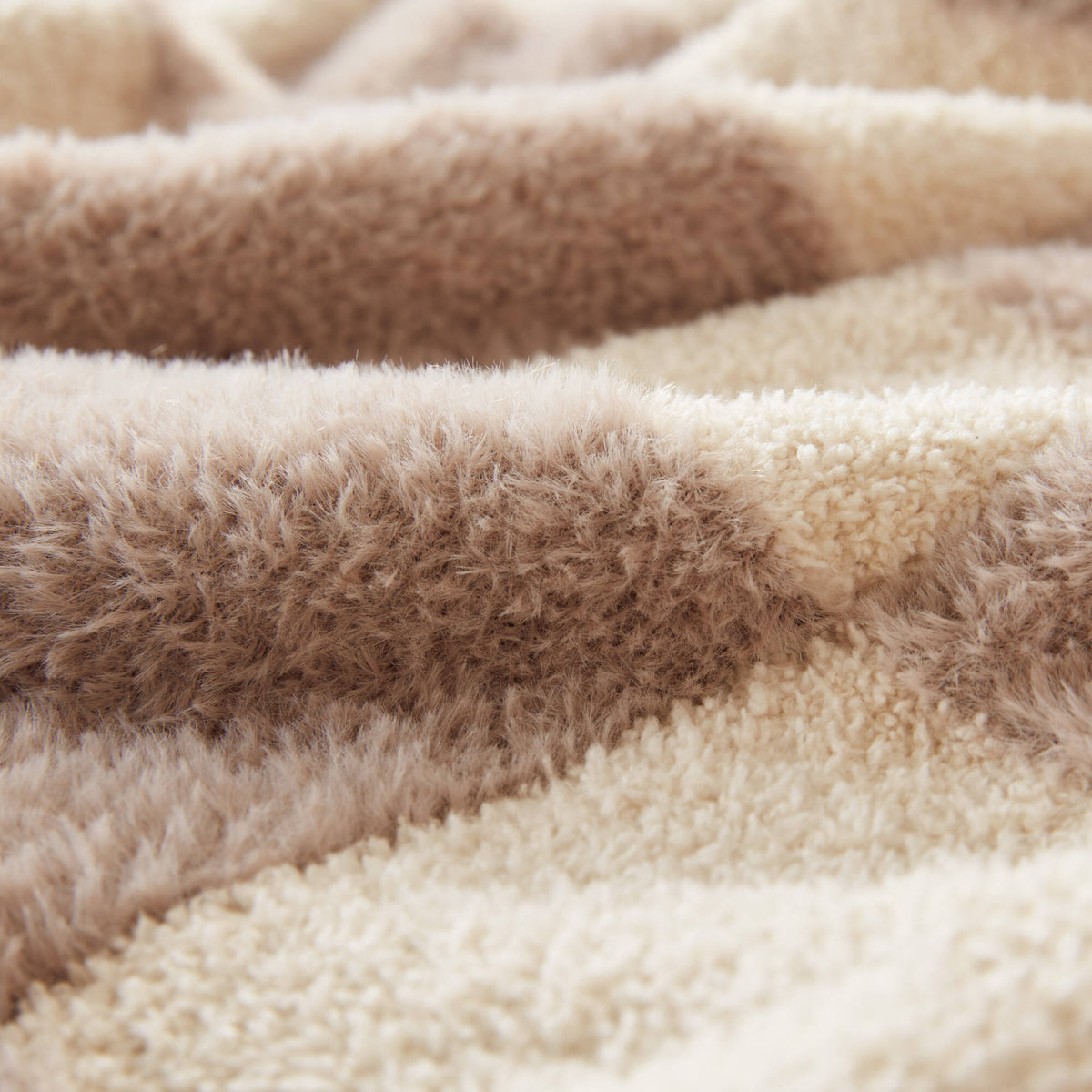 Checkerboard Feathersoft Fur Knit Throw