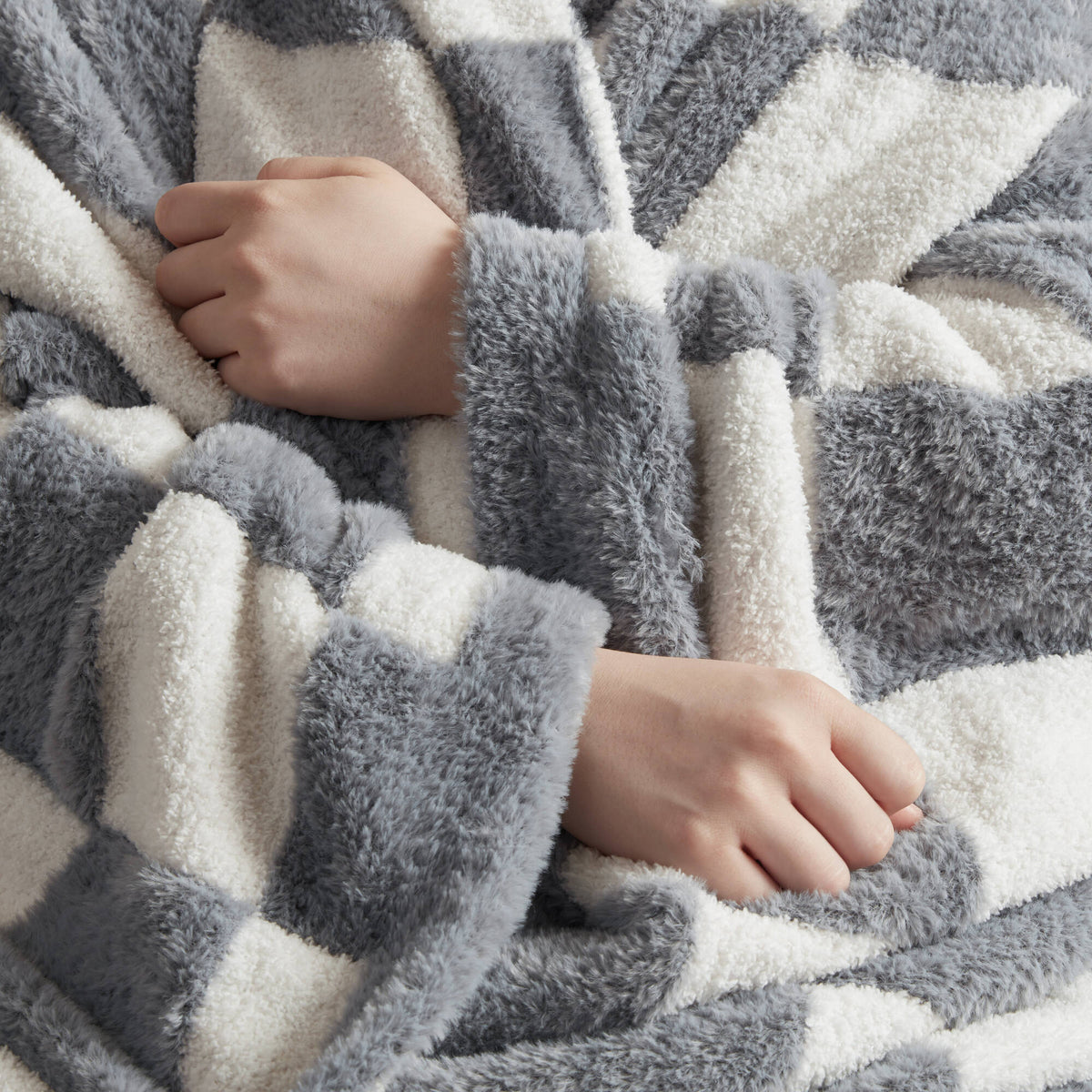 Checkerboard Feathersoft Fur Knit Throw