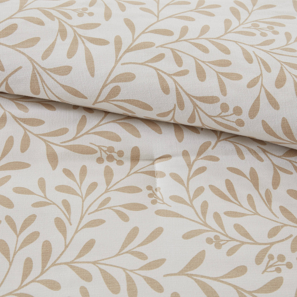 Darcy Cottage 5-Piece Botanical Print Comforter Set with Scalloped Edge