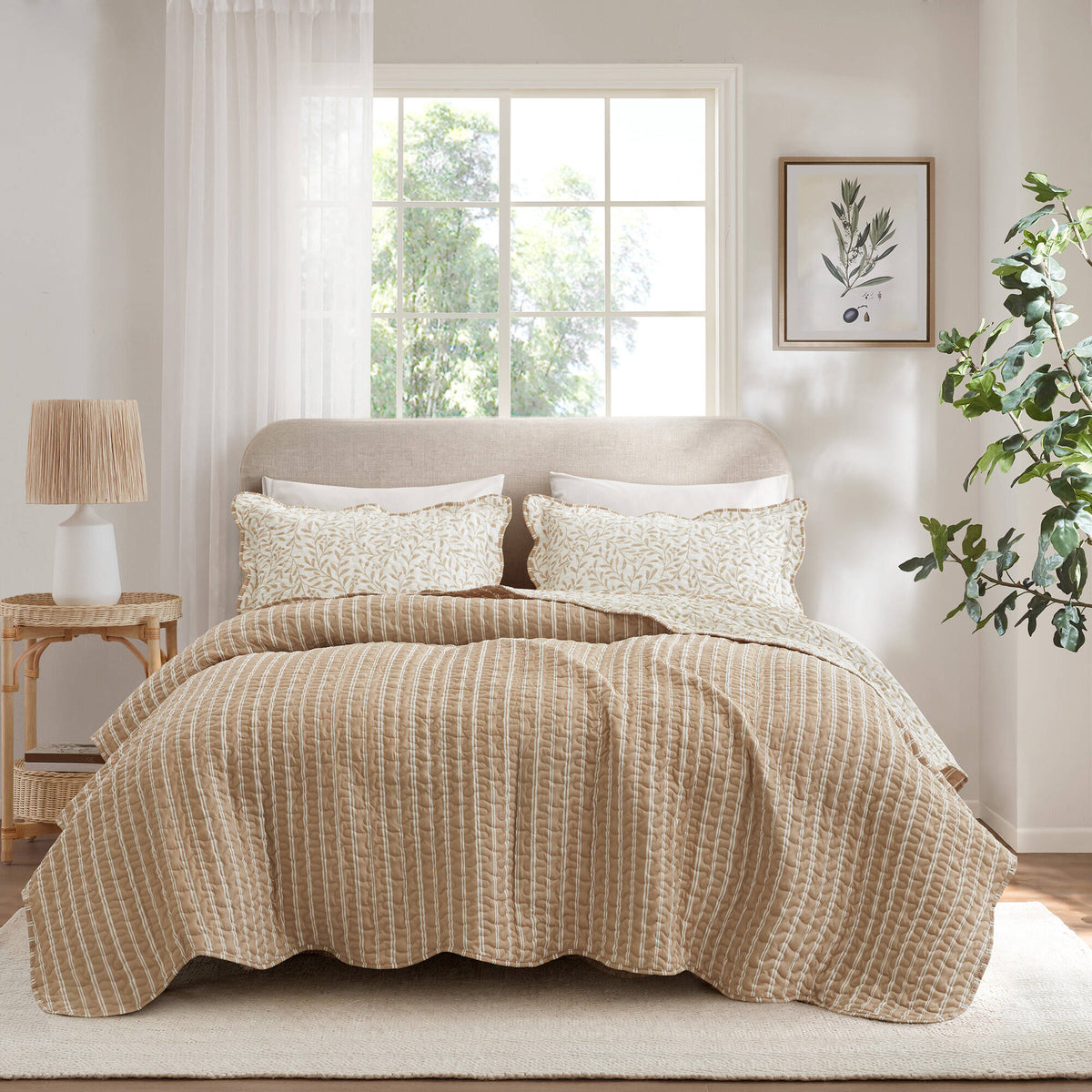 Darcy Cottage 3-Piece Botanical Print Quilt Set