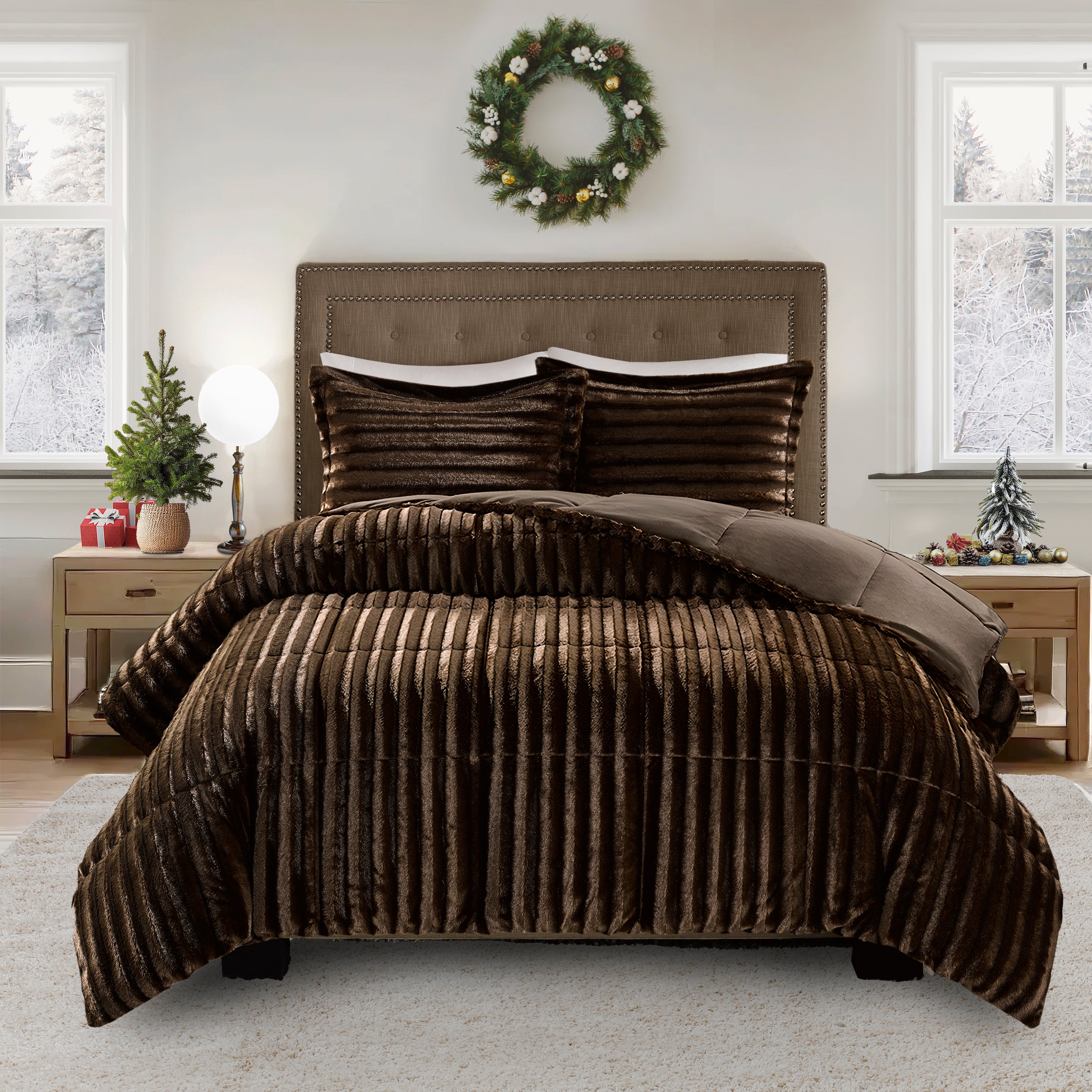 Madison Park Duke Faux Fur Reversible Comforter - Thumbnail 5