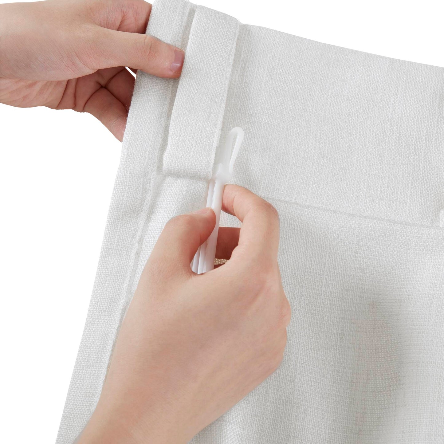 Emery 300gsm Poly Linen with 7 Pinch Pleat per Piece