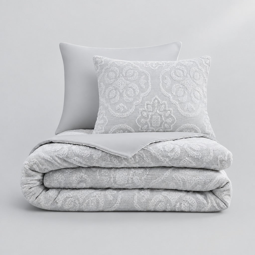Everly 3-Piece Tufted Woven Medallion Duvet Cover Set