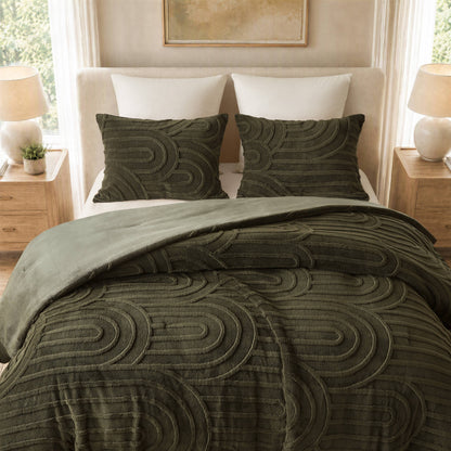 Jacquard Sherpa Arch-Patterned Plush Comforter Set