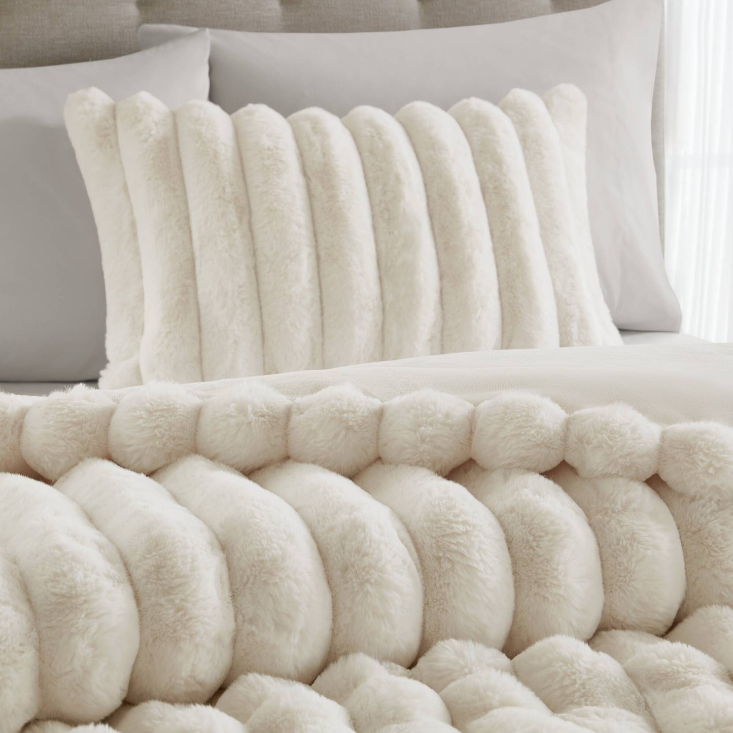 Jasmine Ultrasoft Faux Fur Ribbed Comforter Set