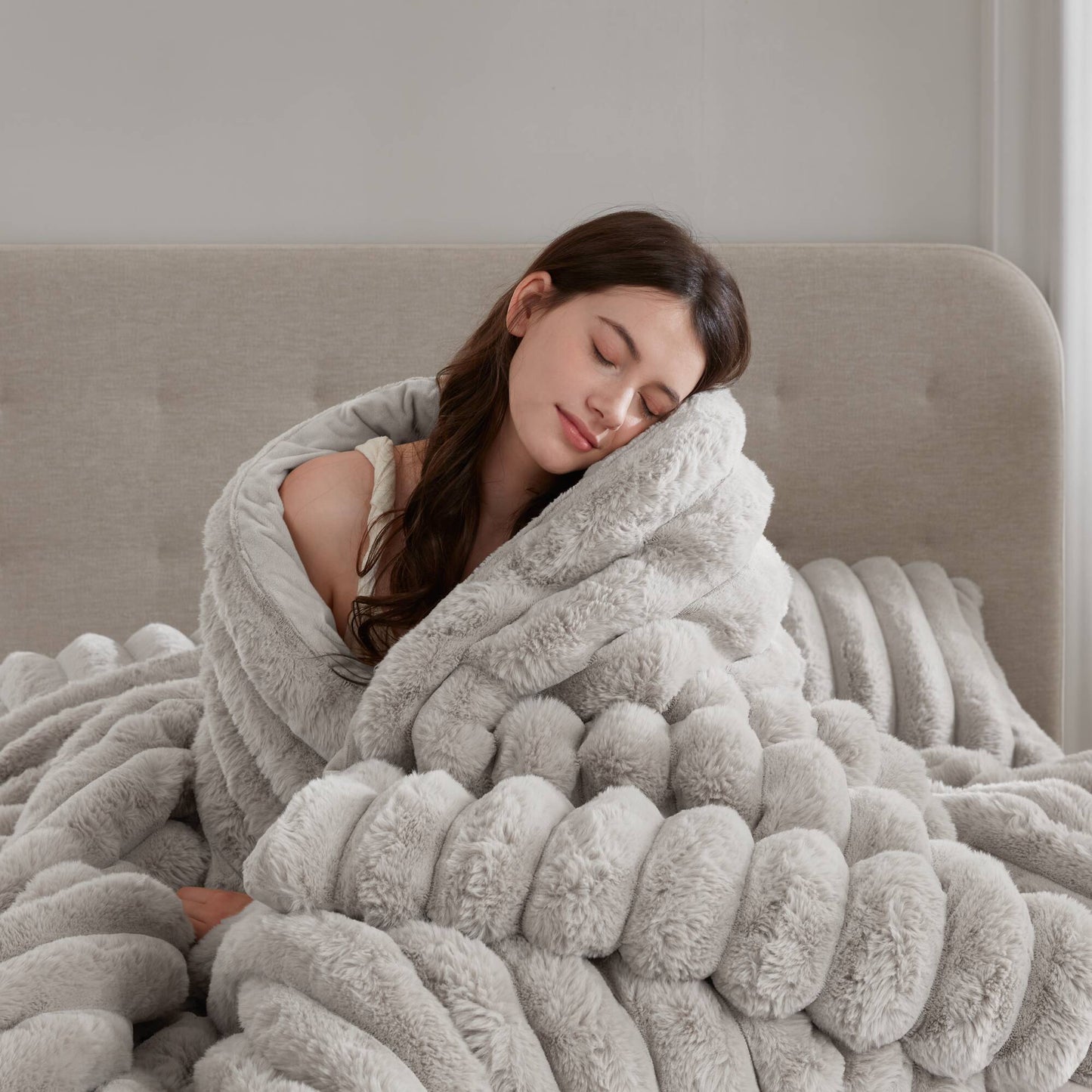 Jasmine Ultrasoft Faux Fur Ribbed Comforter Set