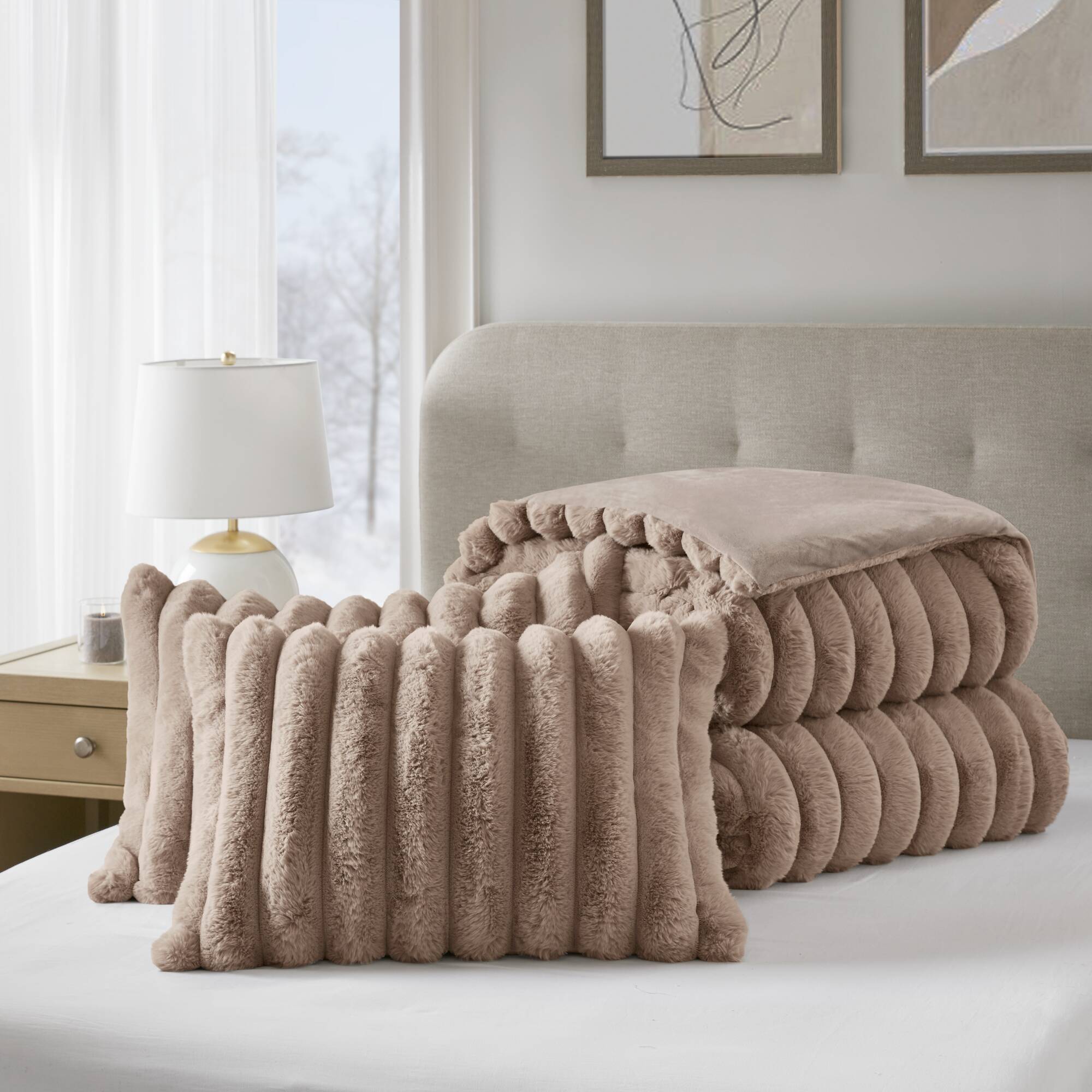 Jasmine Ultrasoft Faux Fur Ribbed Comforter Set - Madison Park Blanket