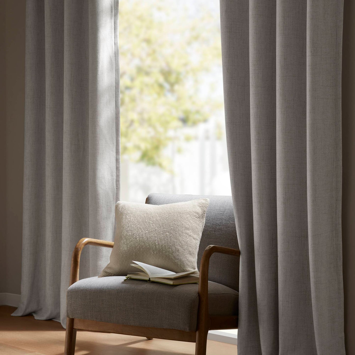 Mira 100% polyester Mira Total Blackout Window Panel
