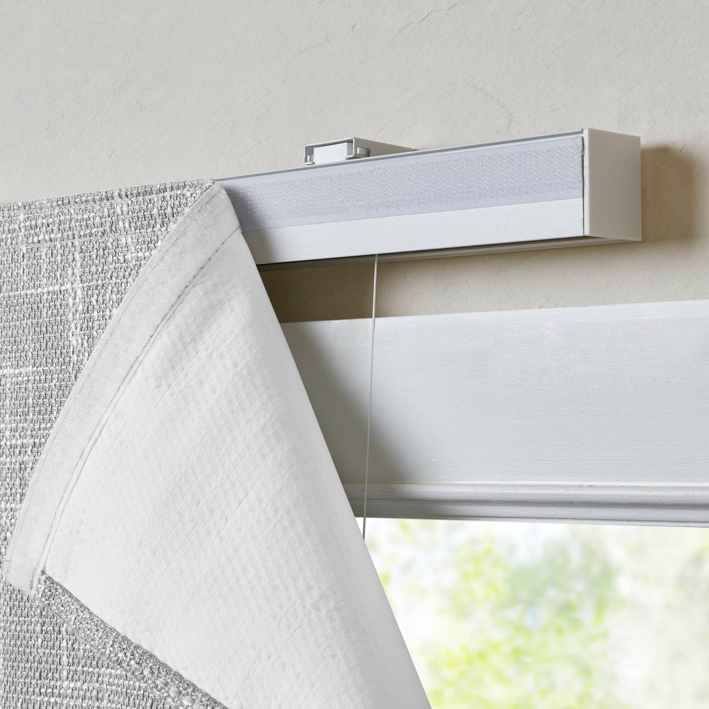 Quincy Total Blackout Cordless Roman Shade