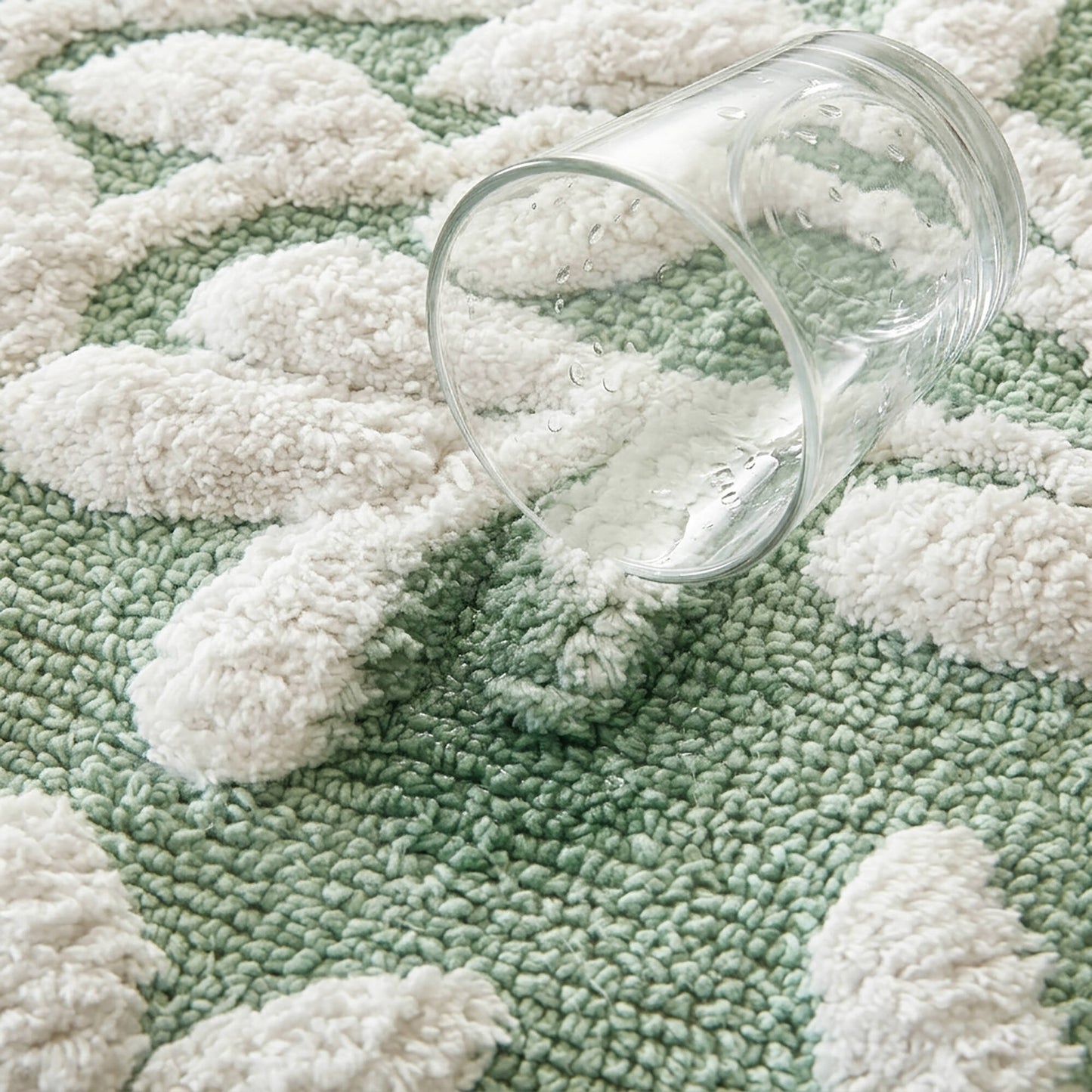 Serene Cotton Floral Tufted Bath Rug