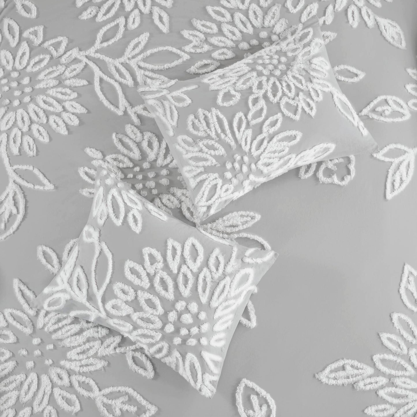 Veronica 3 Piece Tufted Cotton Chenille Floral Comforter Set