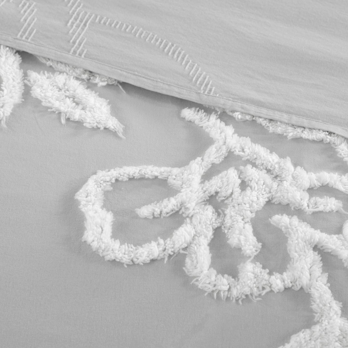 Veronica 3 Piece Tufted Cotton Chenille Floral Comforter Set