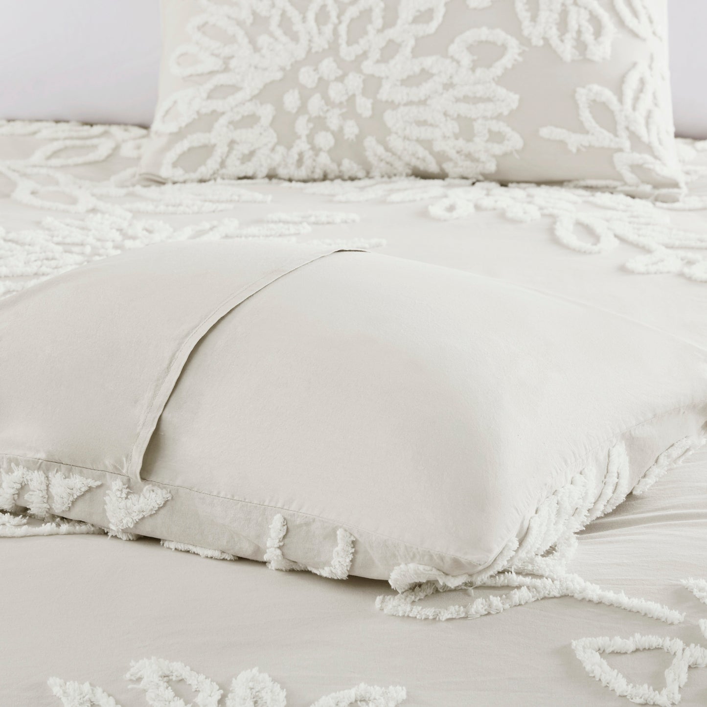 Veronica 3 Piece Tufted Cotton Chenille Floral Comforter Set