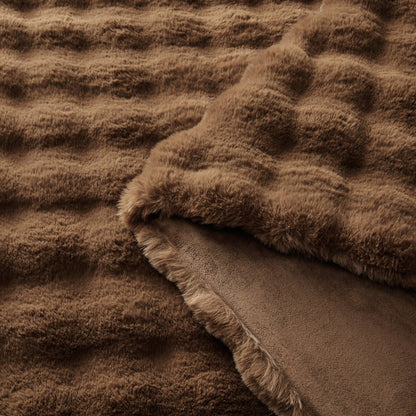 Vivienne Luxury Faux Fur Throw