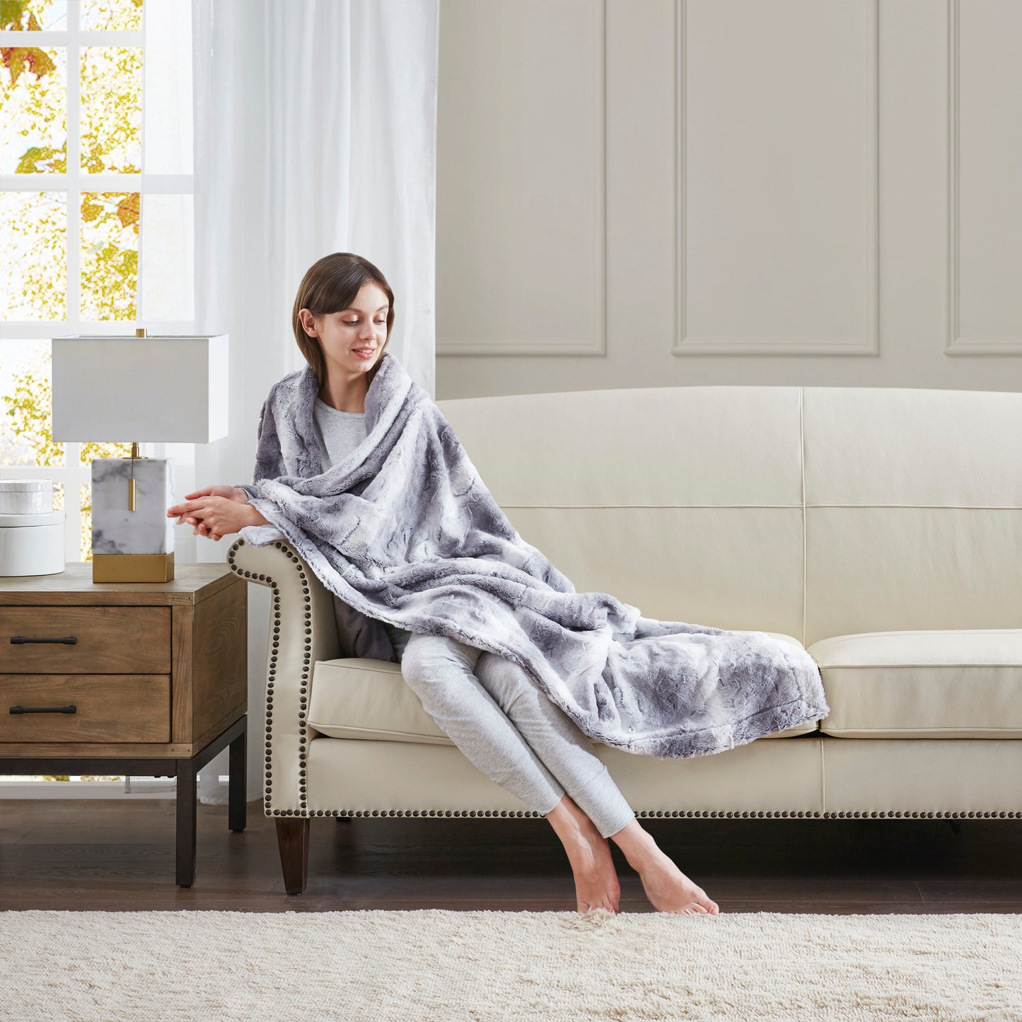 Zuri Faux Fur Throw
