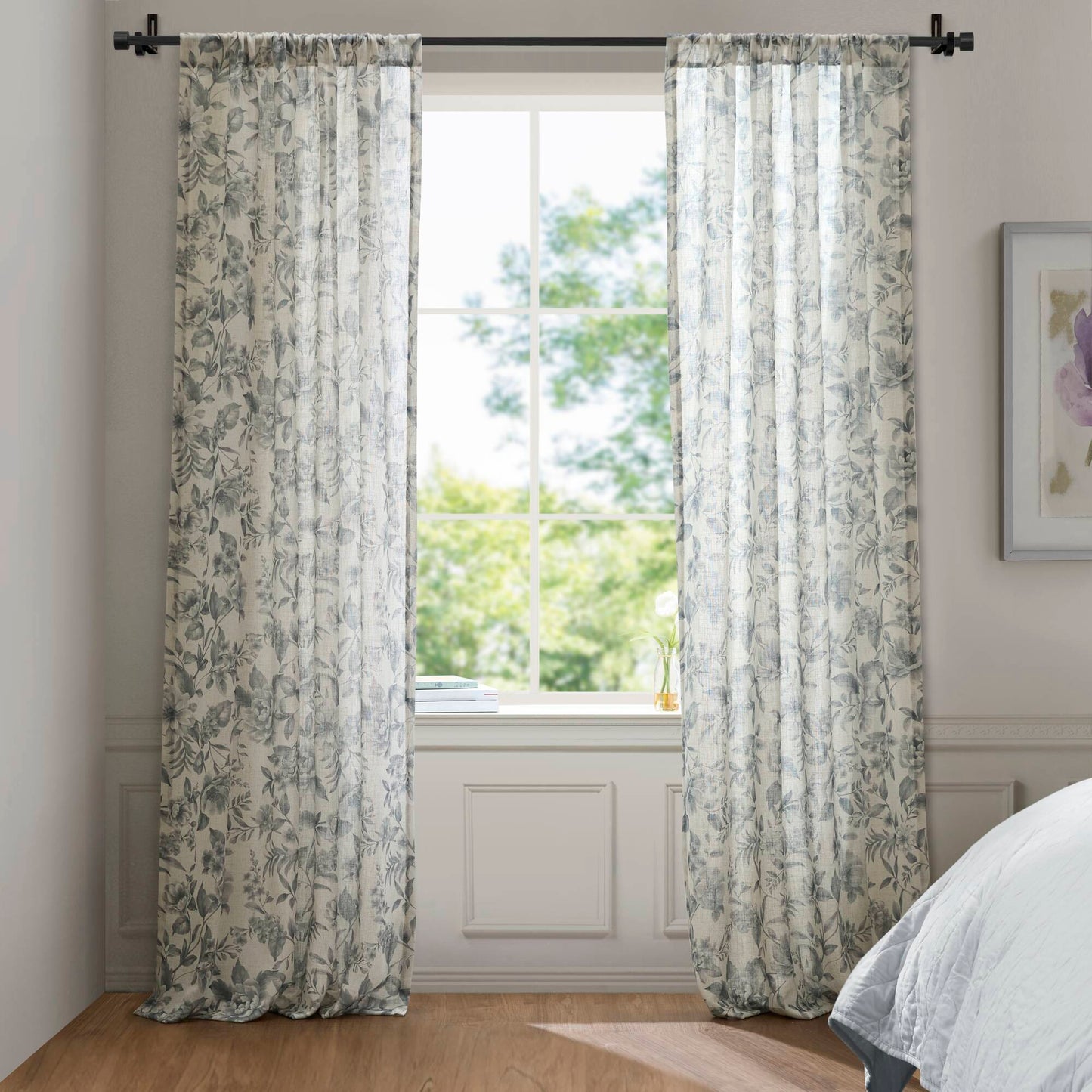 Lana Window Panel
