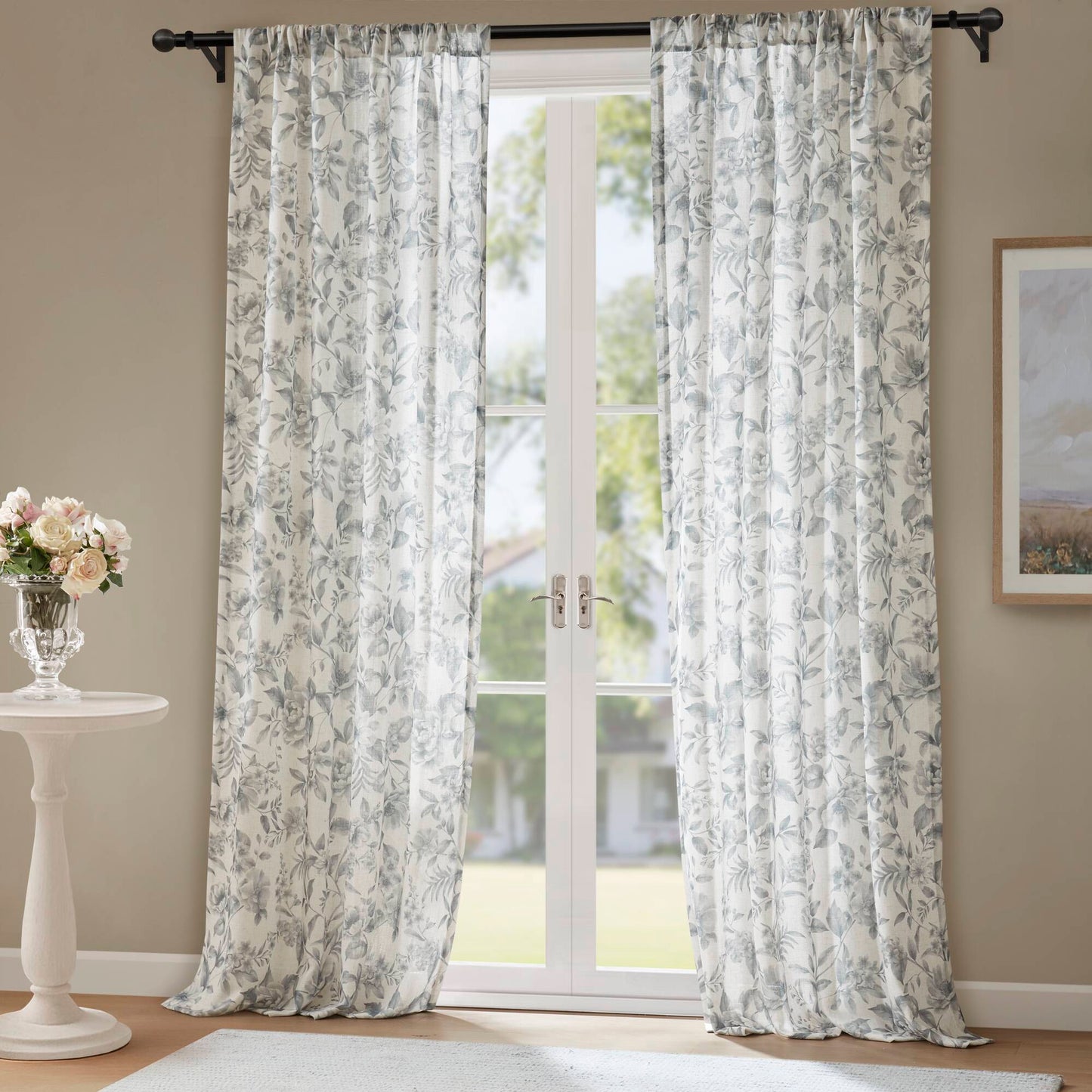 Lana Window Panel