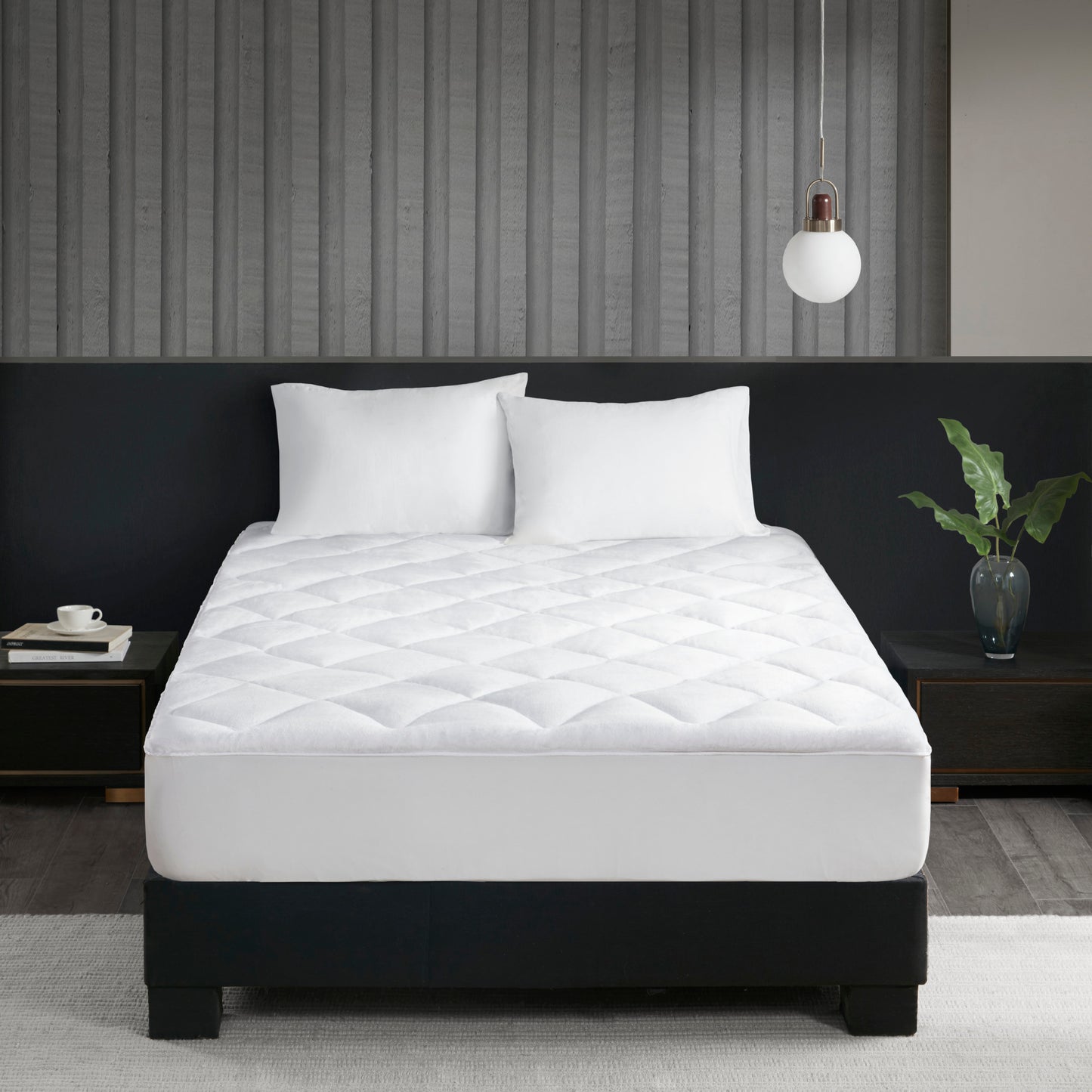 2-in-1 Cool/Warm Reversible Waterproof and Stain Release Mattress Pad