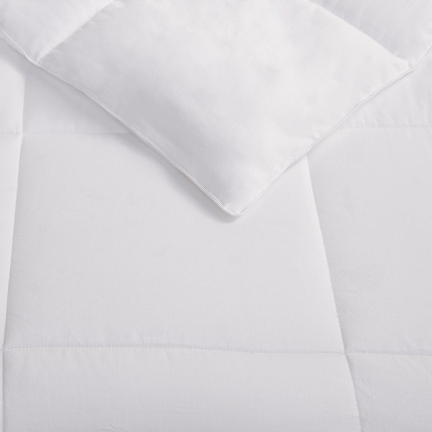 Year Round Warmth Cotton Down Alternative Featherless Comforter