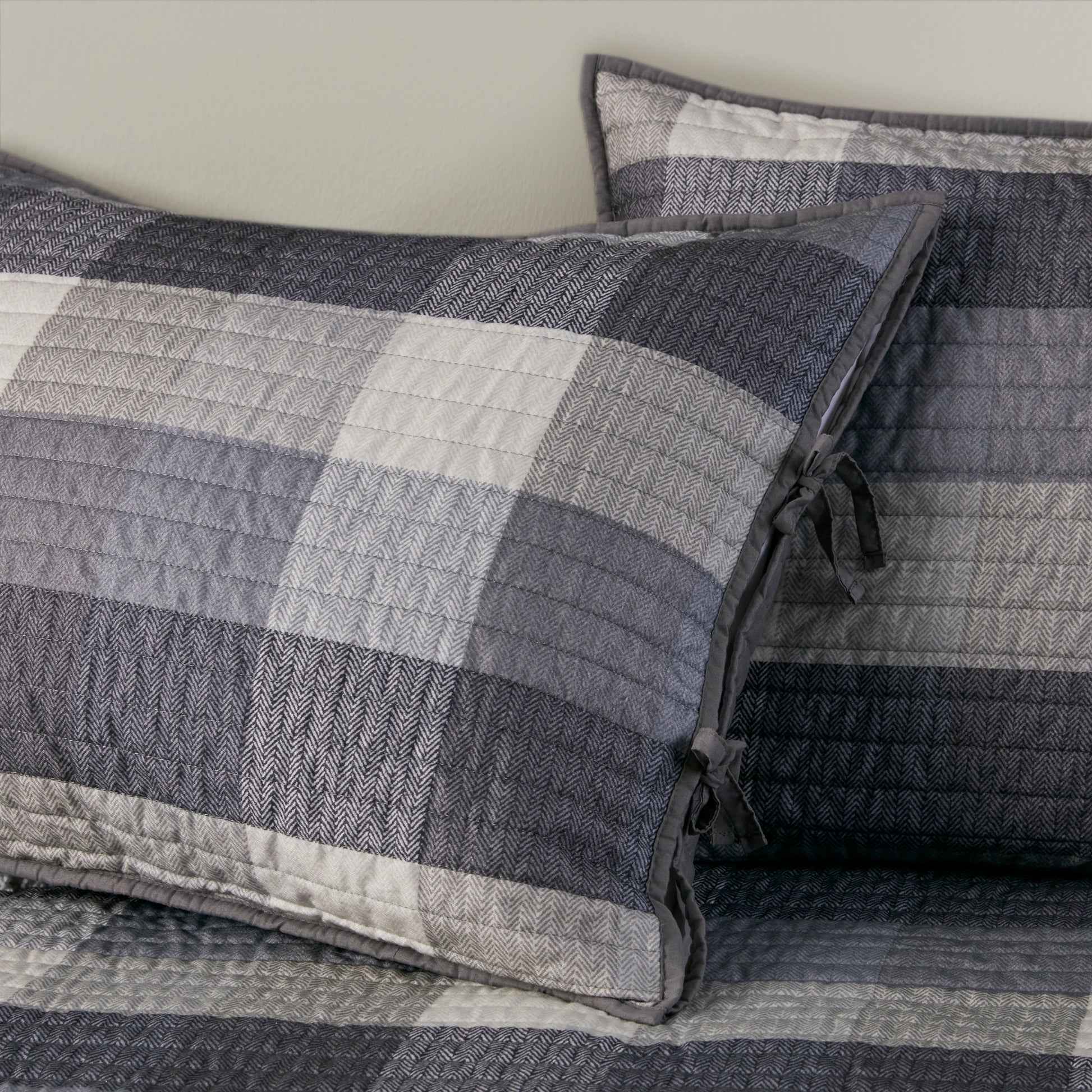 Madison Park 6 Piece Reversible Plaid Daybed Cover Set