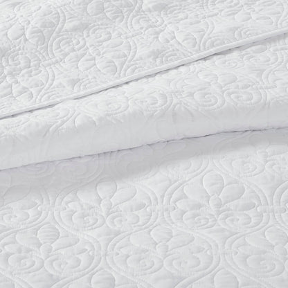 Madison Park 3 Piece Reversible Quilt Set